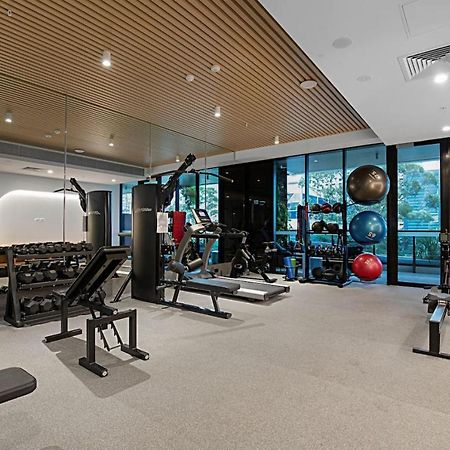 Cozy 1-Bed Flat With City Views Box Hill Exterior photo